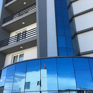 Ascua Tirana
